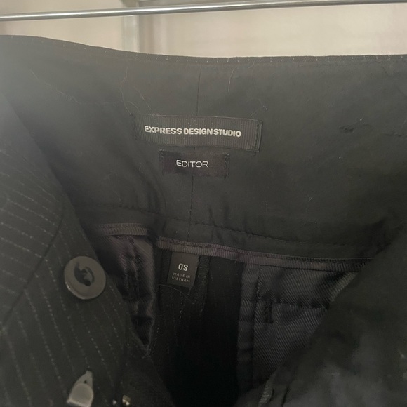 Express pants - Picture 5 of 7